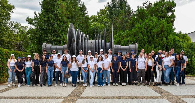 Студенти от десет български и чуждестранни университета участват в лятната стажантска програма на АЕЦ "Козлодуй"