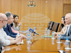 Шумен - Община - Варненски свободен университет „Черноризец Храбър“ - договор за сътрудничество