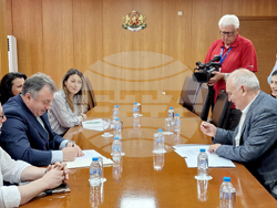 Шумен - Община - Варненски свободен университет „Черноризец Храбър“ - договор за сътрудничество