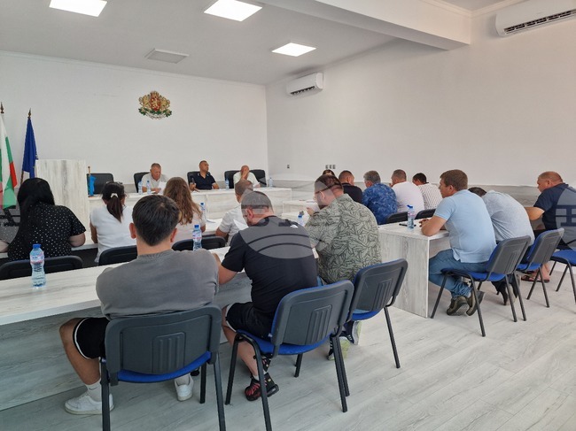 Общинският съвет в Лозница гласува да бъдат отпуснати еднократни финансови помощи на ученици с изявени дарби