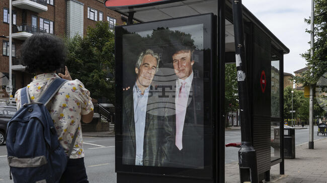 Тръмп е знаел за непълнолетните момичета, които Джефри Епстийн е експлоатирал, според лична кореспонденция, разпространена от демократи