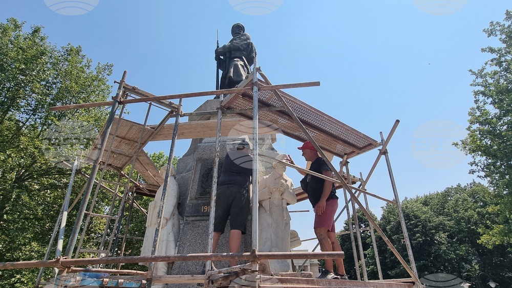 Хасково - паметник - ремонт