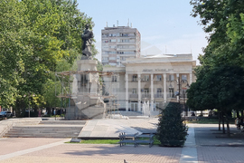 Хасково - паметник - ремонт