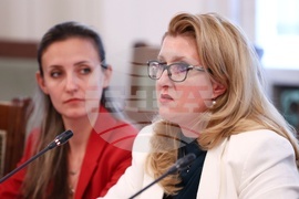 Парламент - Комисия по околната среда и водите