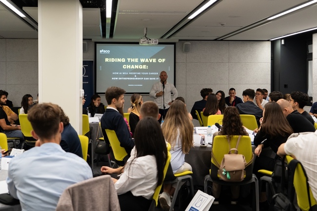 АУБ: Национална платформа за младежка заетост и фокус върху млади хора в неравностойно положение 