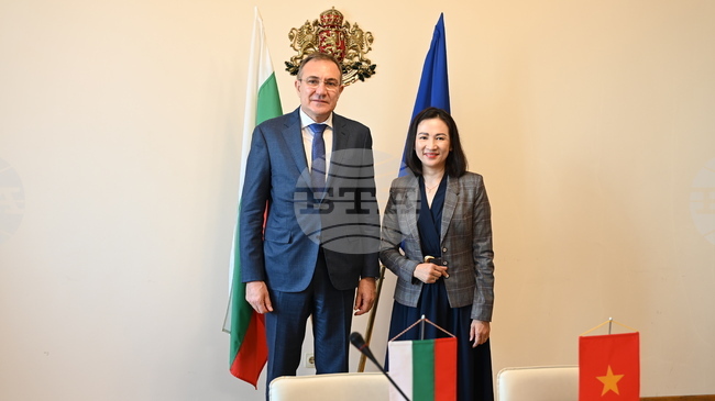 Bulgaria's Labour and Social Policy Minister, Vietnam's Ambassador Discuss Deepening Labour Market Cooperation