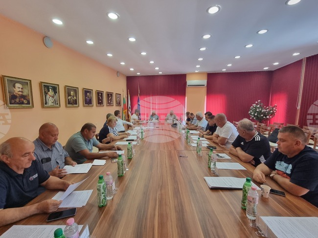 Общинският съвет в Пордим е провел осем заседания за първите шест месеца на годината, приел е 88 решения