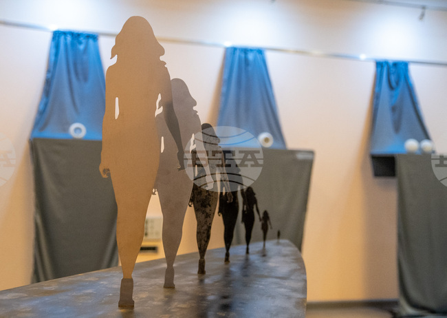 Варна - Арт галерия „Папийон“ - изложба