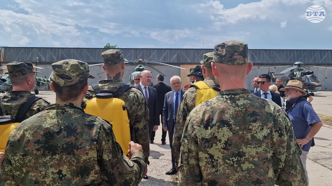 Тази година авиобаза "Крумово" разполага с двойно повече летателна техника и екипи за гасене на пожари, съобщи премиерът Росен Желязков