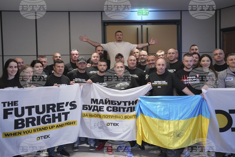 Britain Boxing Usyk Ukrainian Veterans