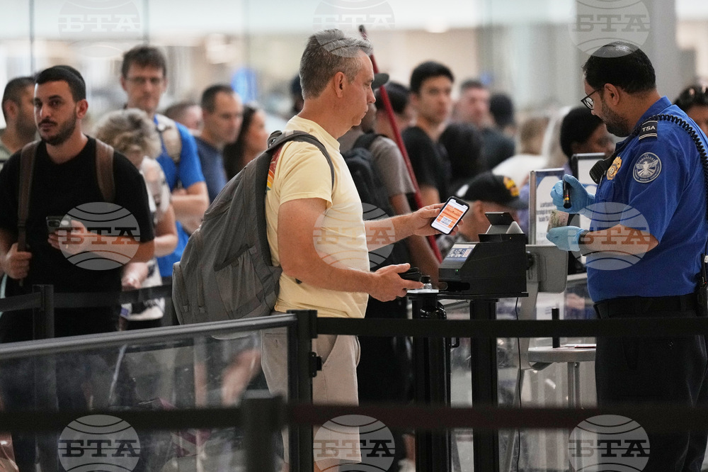Airport Security Smoother Checkpoints