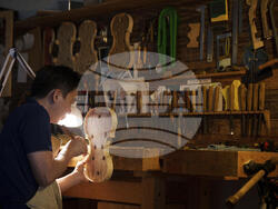Malaysia Violin Maker