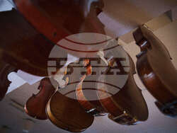 Malaysia Violin Maker