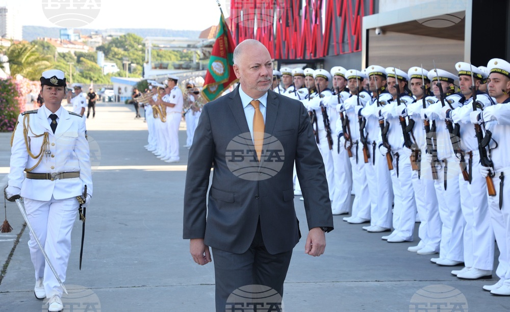 Distinguished Visitors Day Held During Breeze 2025 Naval Exercise with International Participation