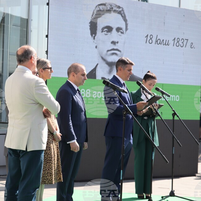 След преименуването на Летище „Васил Левски“ – София има предложение за издигане на паметник на Апостола в района на аерогарата