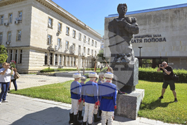 Плевен - Васил Левски - паметник