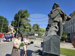 Плевен - Васил Левски - паметник