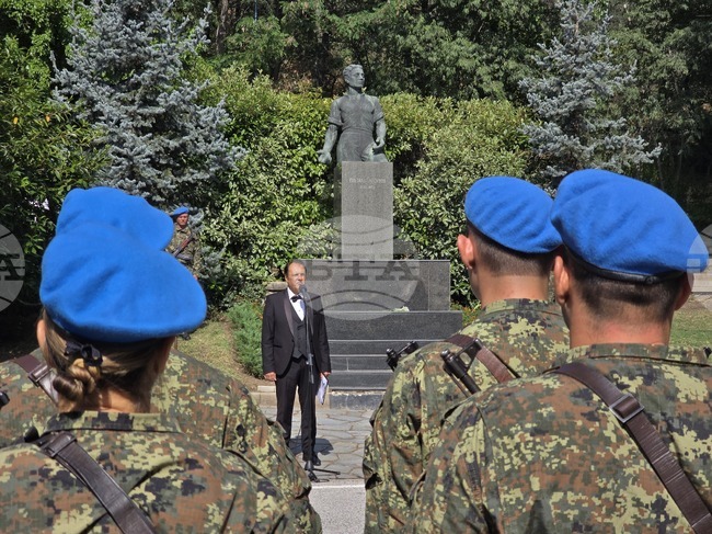 Пловдив отбелязва 189 години от рождението на Васил Левски с военен ритуал на Бунарджика