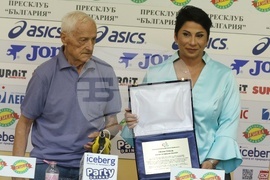 Пресклуб България - Стела Енева - пресконференция