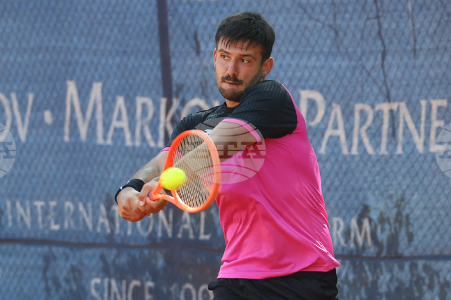 Петима българи се класираха за четвъртфиналите на двойки на турнир по тенис за мъже от ITF в София