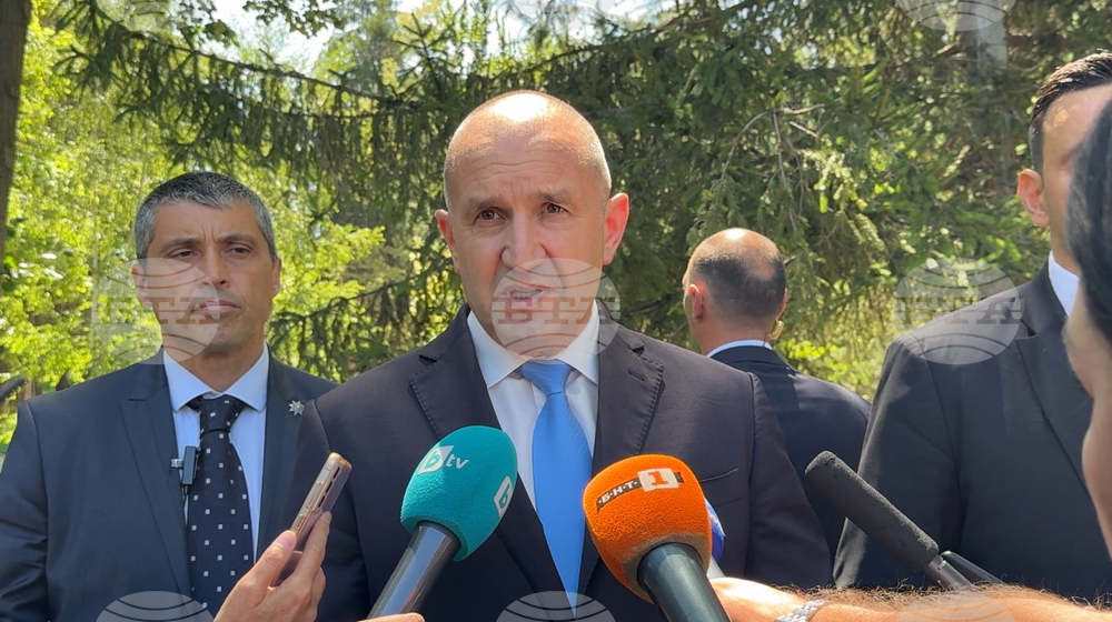 President Radev: Bulgarians Protest Against Euro Adoption Without Referendum or Proper Preparation
