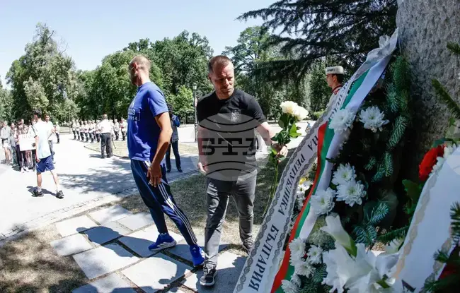 Левски почете 188-годишнината от рождението на патрона си Васил Левски