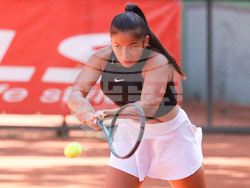 Тенис - Държавно първенство на открито за жени - полуфинал - Валерия Гърневска - Галена Кръстенова