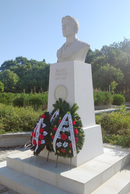 В Лом отбелязаха 188-тата годишнина от рождението на Васил Левски