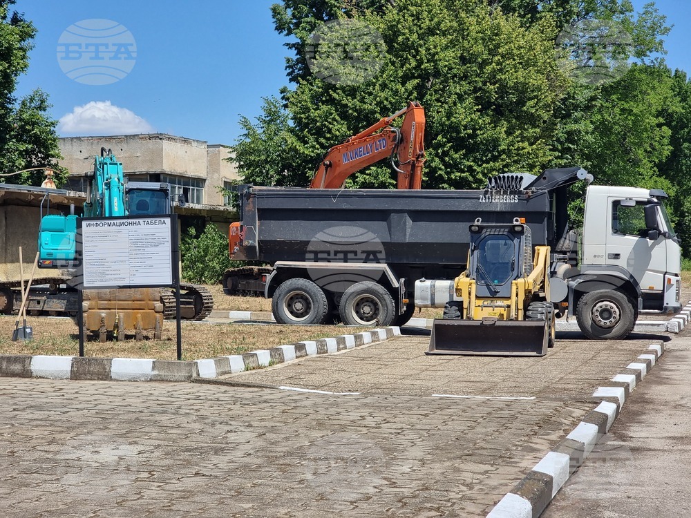Видин - “Развитие на Индустриален парк “Видин-юг“ - строителна площадка - първа копка