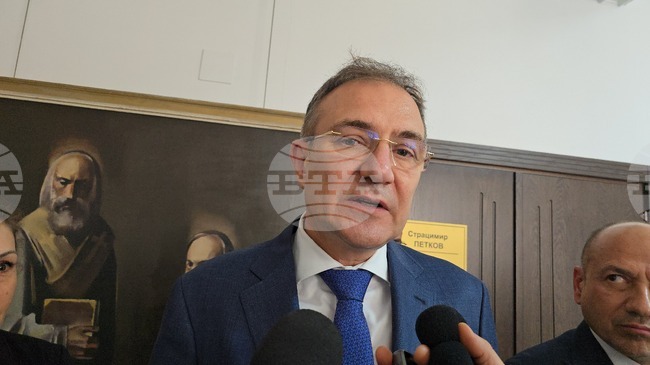 Министър Борислав Гуцанов каза в Ловеч, че общините са готови за реформата в социалните услуги
