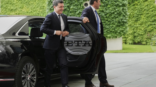 Румънският президент Никушор Дан пристига днес на посещение във Франция 