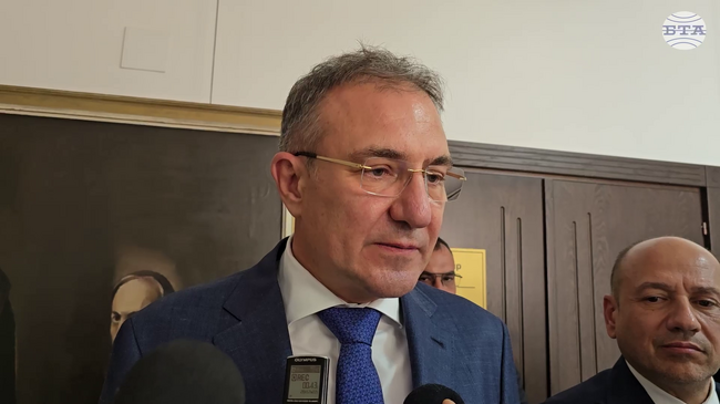 Министър Борислав Гуцанов каза в Ловеч, че общините са готови за реформата в социалните услуги