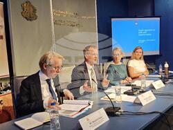 Снимка: Дипломатически институт към министъра на външните работи