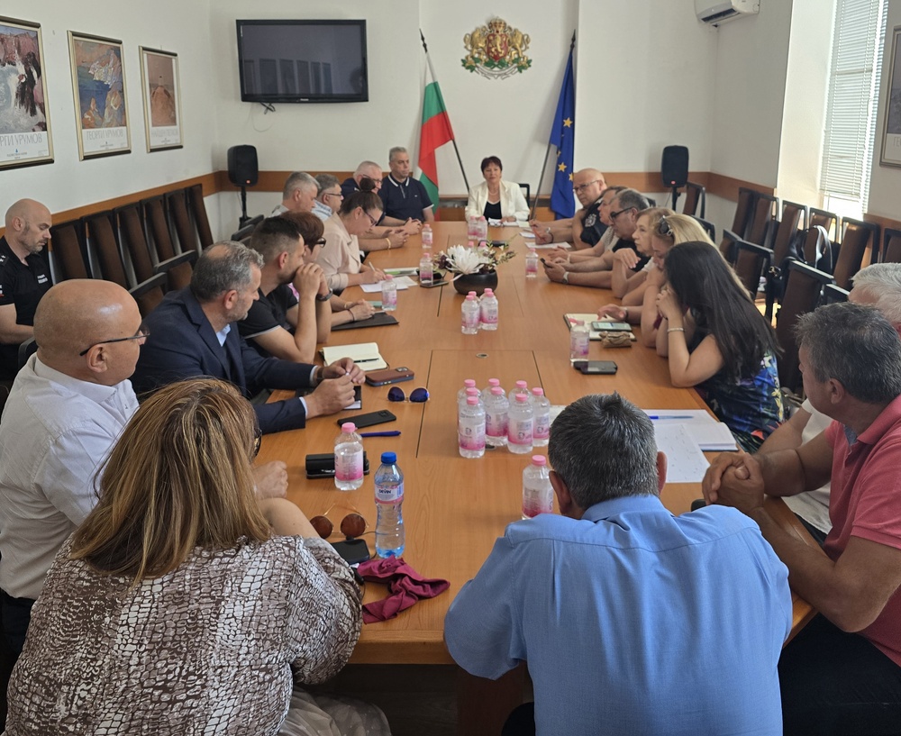 В Областна администрация Варна - извънредно заседание на Временния кризисен щаб по повод сигнали за поява черния леопард /пантера/ на територията на областта 