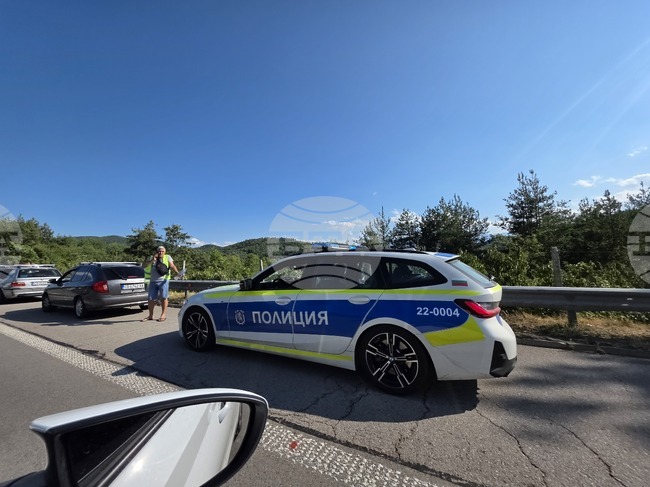 Момиче на 8 години и шест жени са пострадали при катастрофа край Гурково