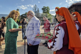 Етрополе - Илияна Йотова - Васил Левски - рождение - годишнина - паметник
