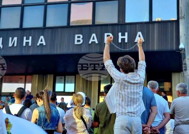 Варна - протест в подкрепа на задържания кмет на града Благомир Коцев