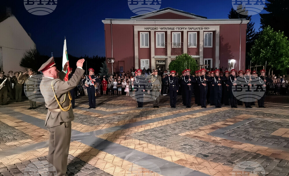 Левски - Румен Радев - заря-проверка - Васил Левски - годишнина
