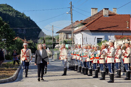 Етрополе - Васил Левски - годишнина - паметник - откриване - Илияна Йотова - Наталия Киселова