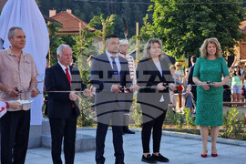 Етрополе - Васил Левски - годишнина - паметник - откриване - Илияна Йотова - Наталия Киселова