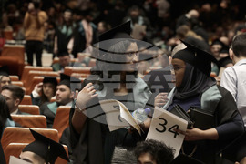 Медицински факултет към Медицинския университет - лекари - дипломи - връчване