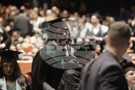 Медицински факултет към Медицинския университет - лекари - дипломи - връчване