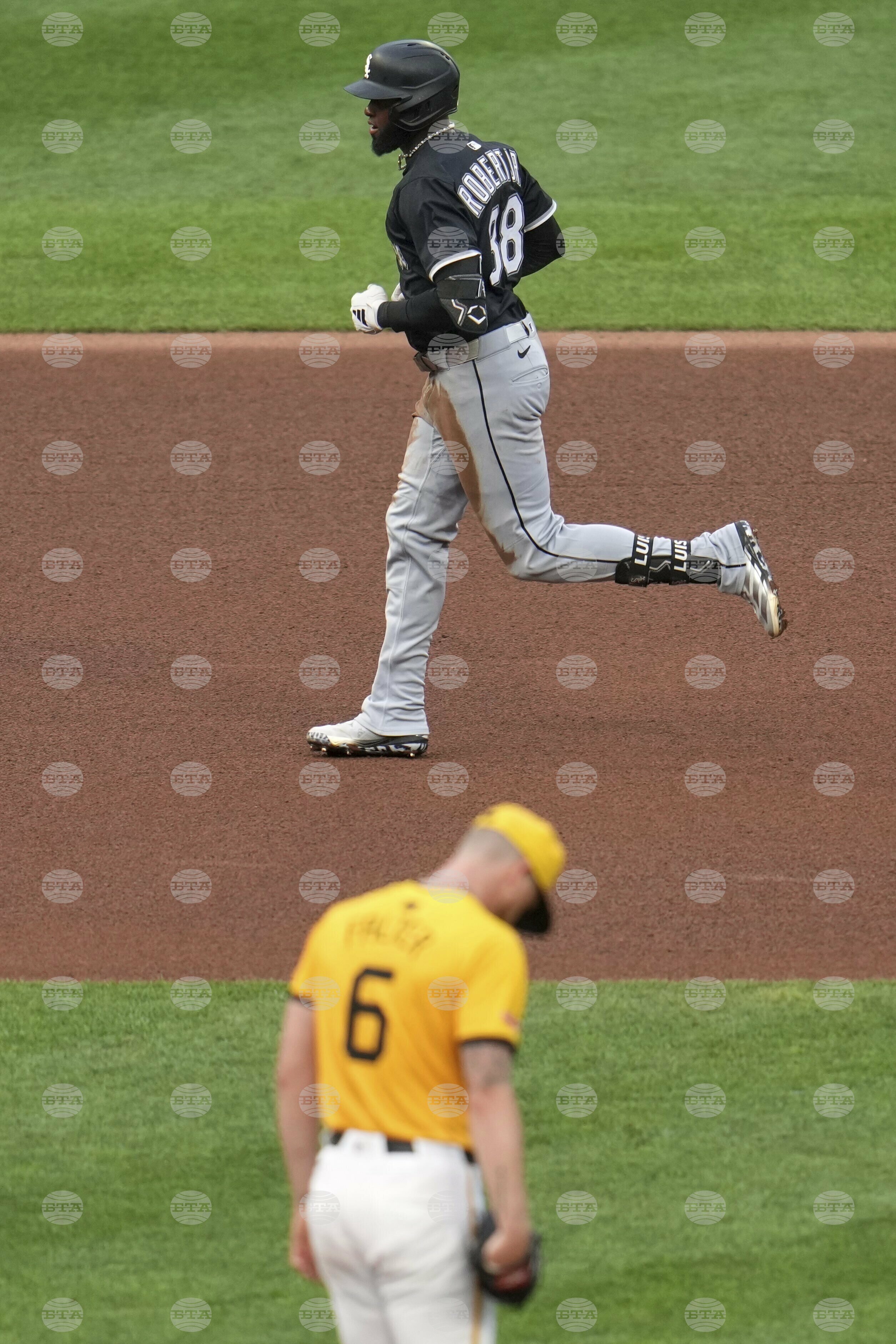White Sox Pirates Baseball