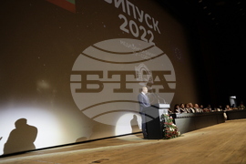 Медицински факултет към Медицинския университет - лекари - дипломи - връчване