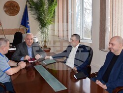 Областният управител Огнян Асенов обсъди подготовката на изборите с ръководителите на ОД на МВР и ТД „Национална сигурност“