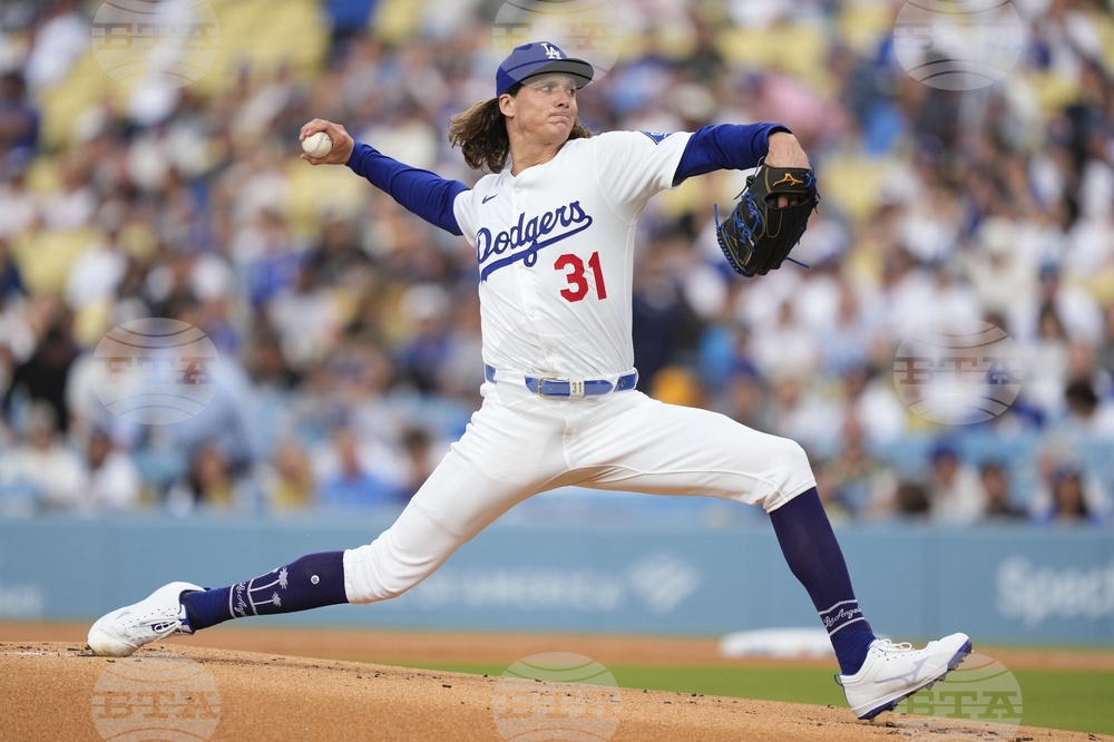 Brewers Dodgers Baseball