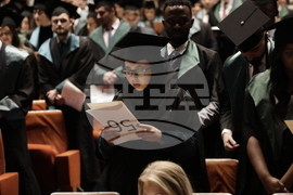 Медицински факултет към Медицинския университет - лекари - дипломи - връчване