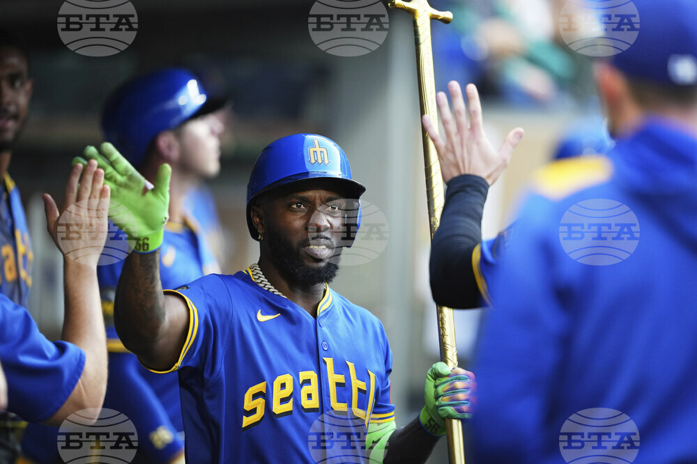 Astros Mariners Baseball