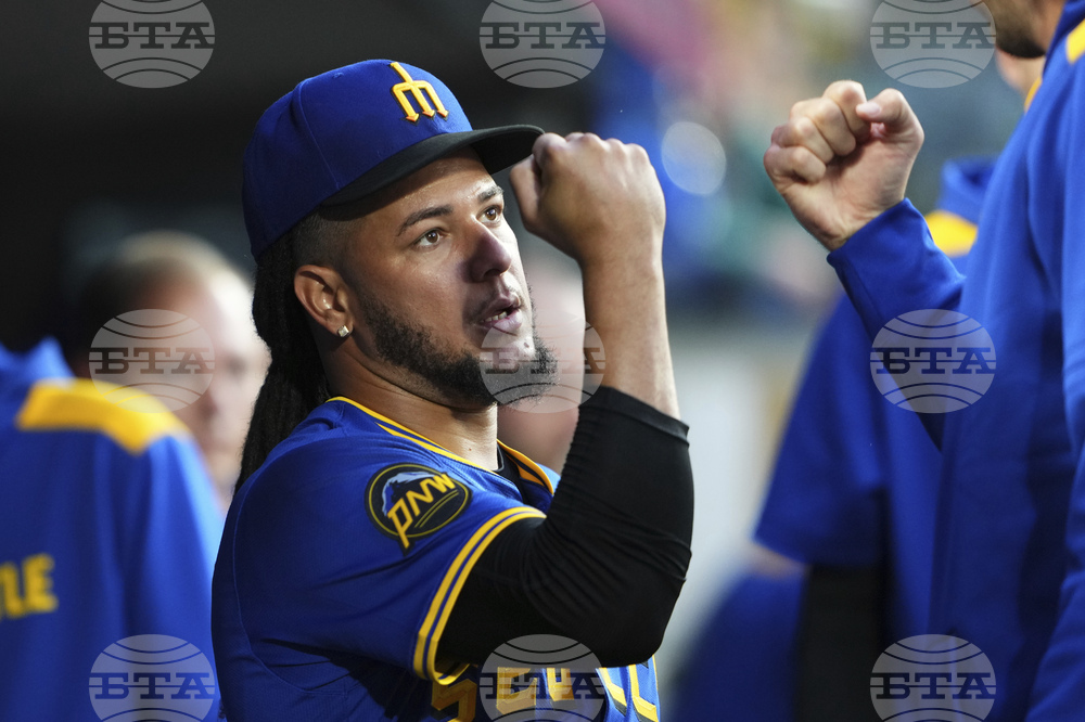 Astros Mariners Baseball