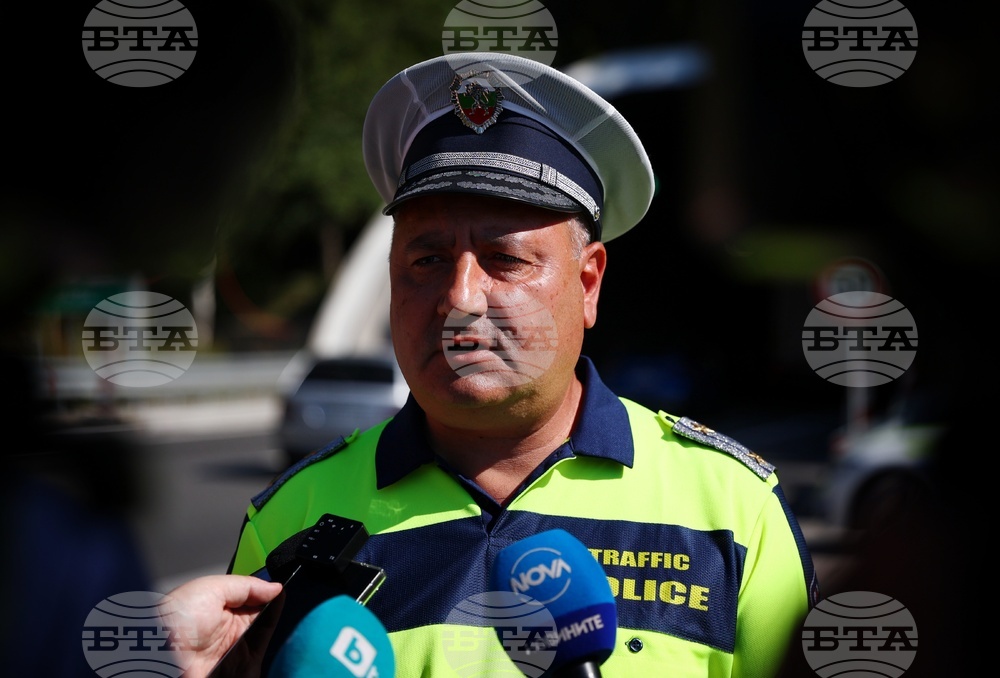 Driving in Motorway's Emergency Lane Now Penalized with BGN 1,000 Fine, Driving License Suspension for 3 Months